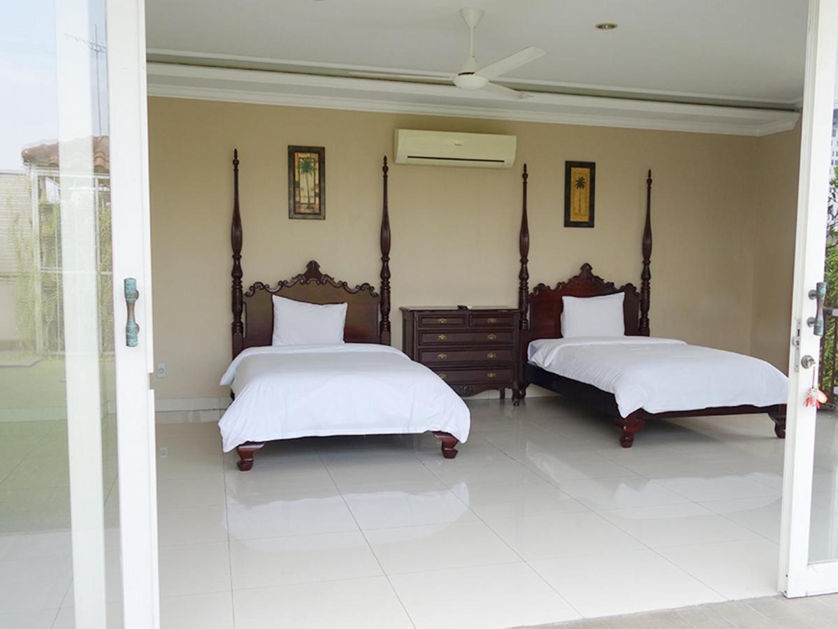 Saffron Suites Syariah จาการ์ตา ภายนอก รูปภาพ