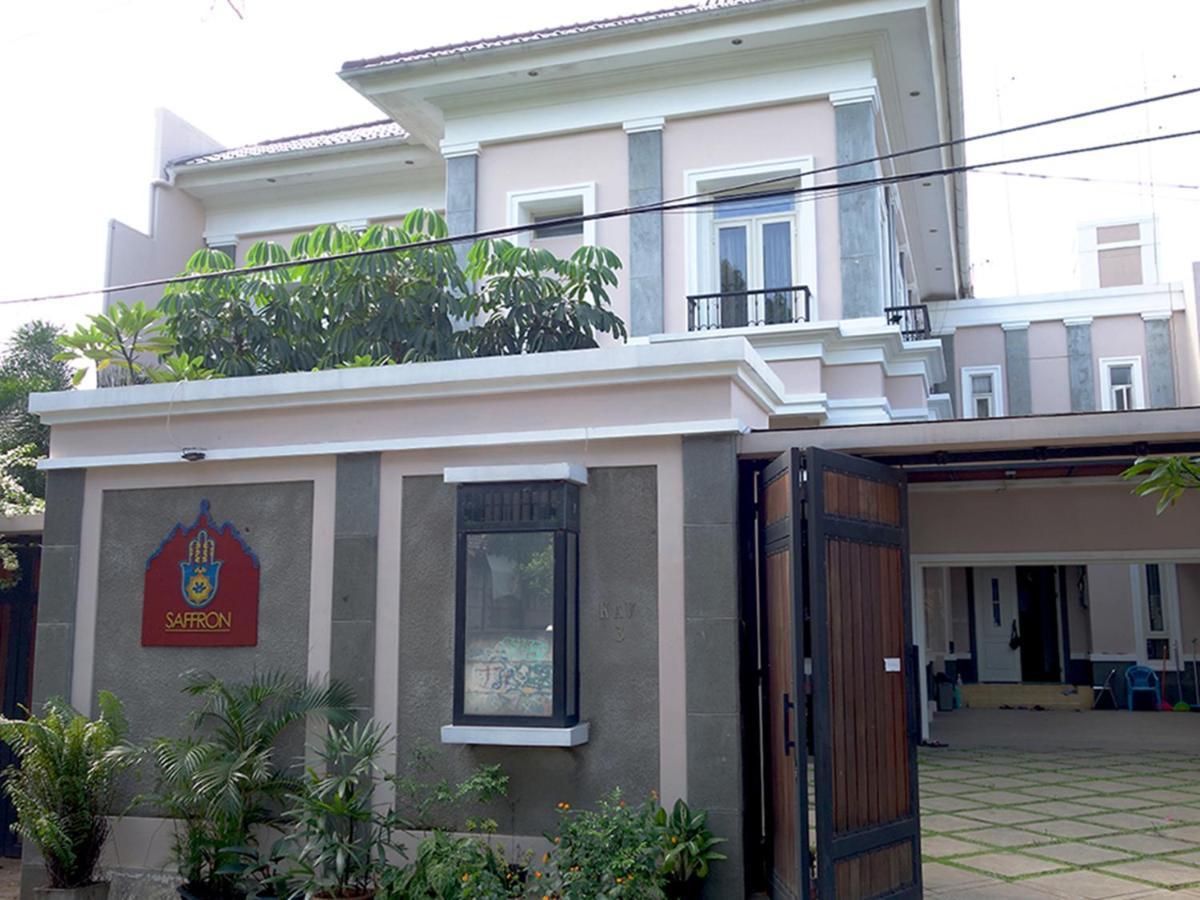 Saffron Suites Syariah จาการ์ตา ภายนอก รูปภาพ